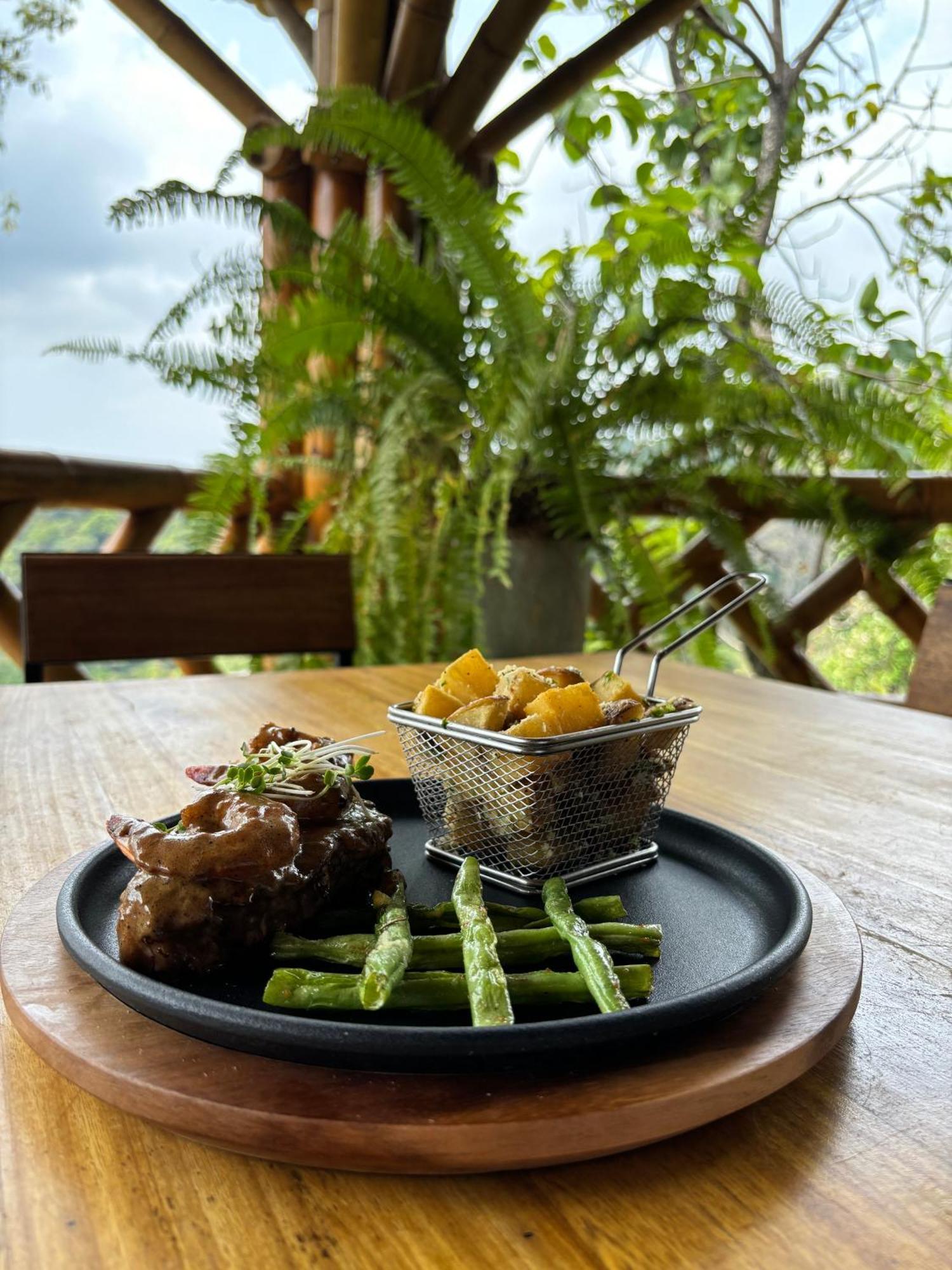 La Veranda Hotel & Restaurant Minca Bagian luar foto